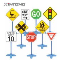 Xingg Aluminio Aluminio Reflectante Carretera de seguridad Triángulo Round Stand Signos de precios Lista de precios